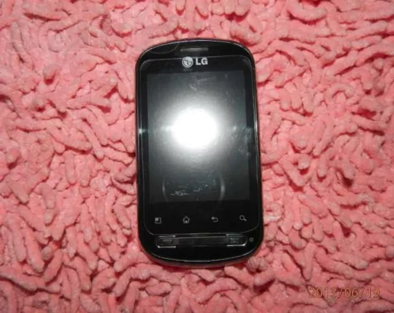 Продам смартфон LG Optimus Me P350